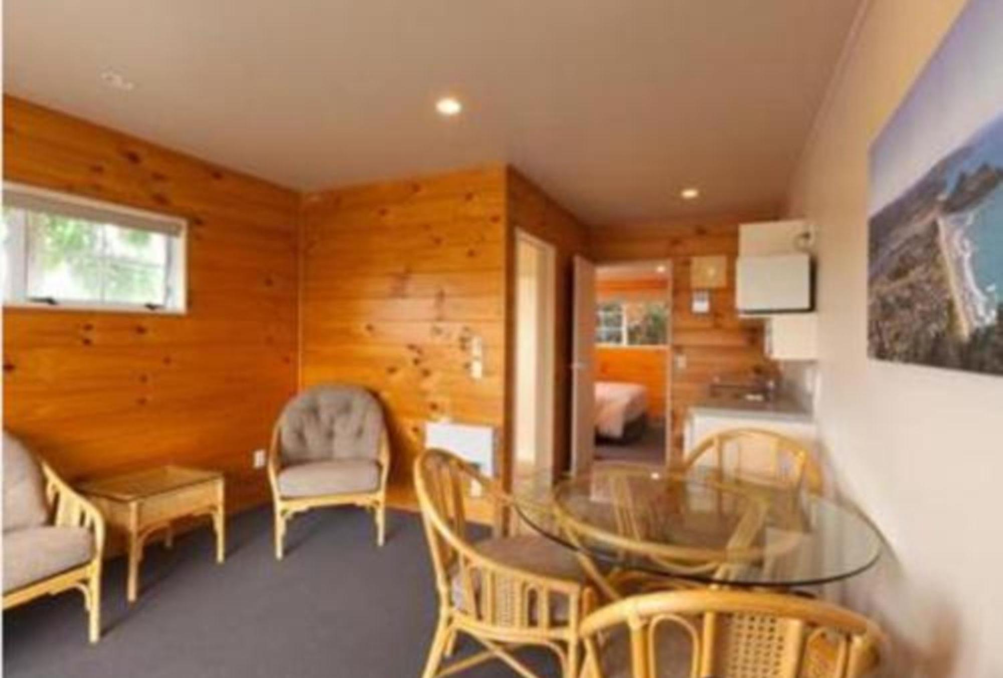 Pauanui Pines Motor Lodge Kamer foto