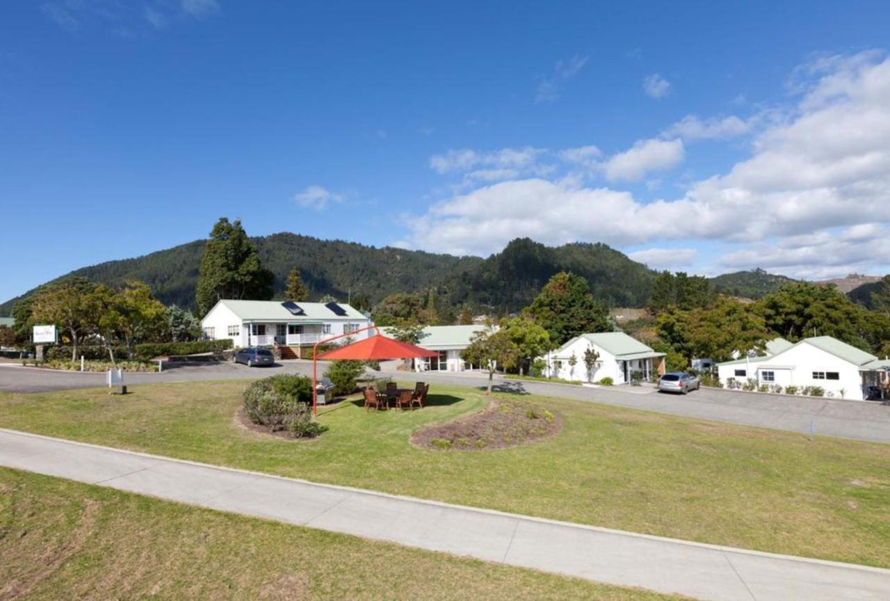 Pauanui Pines Motor Lodge Buitenkant foto